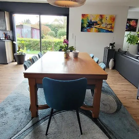 Villa Oriel 1 à Avec Piscine Privée