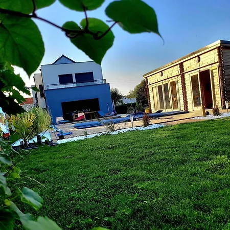 Oriel Avec Piscine Privee A Villa